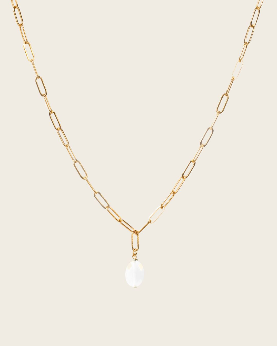 Collier avec chaîne et pierre blanche femme